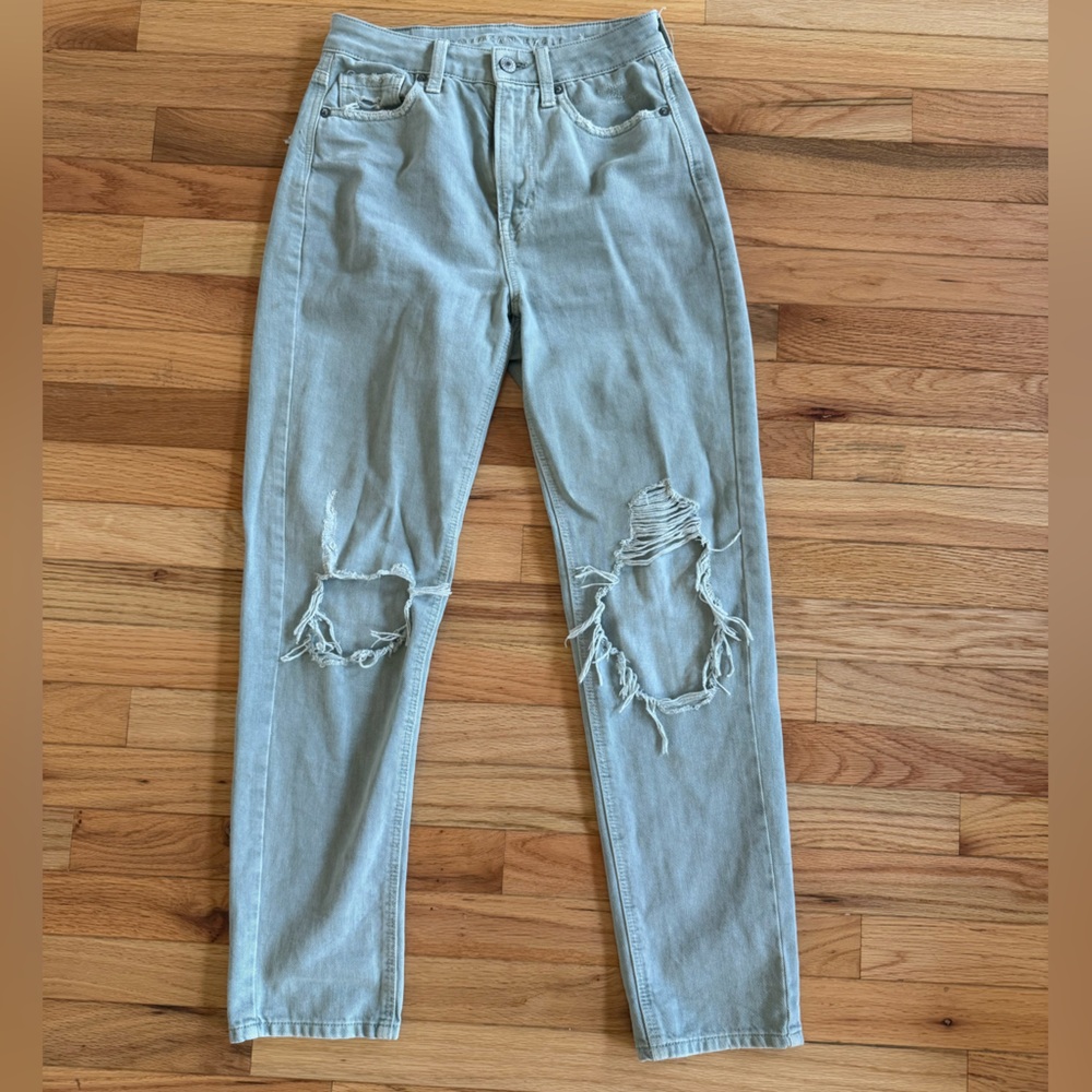 American Eagle Outfitters Light Green Boyfriend Jeans